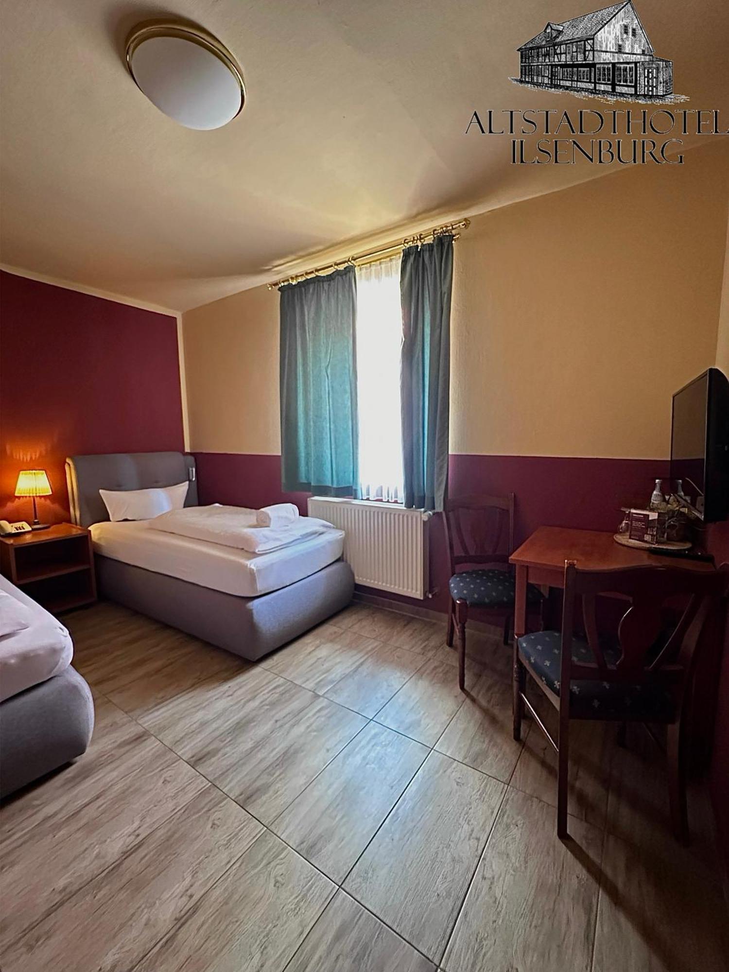 Altstadthotel Ильзенбург Экстерьер фото